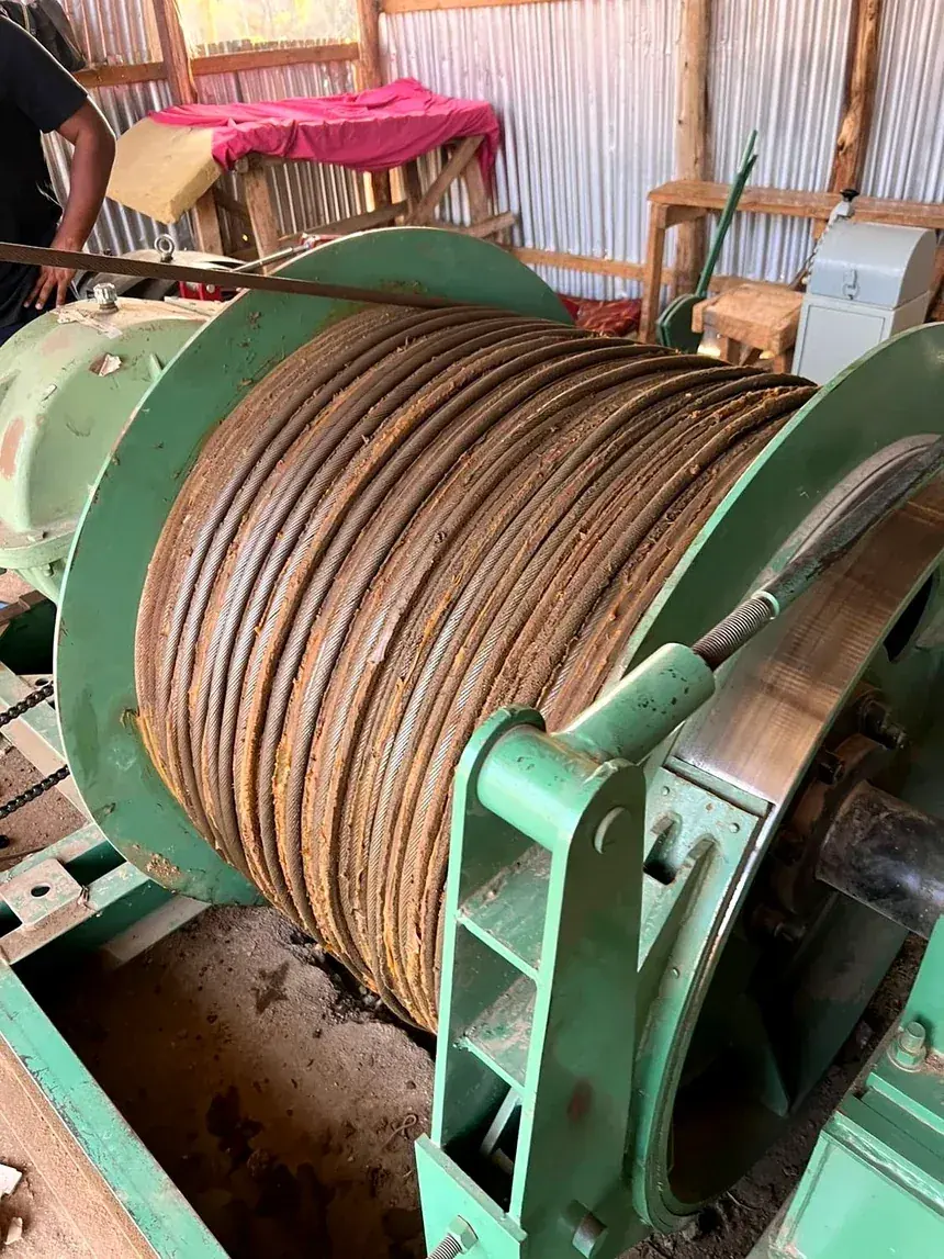 Winder house and hoist